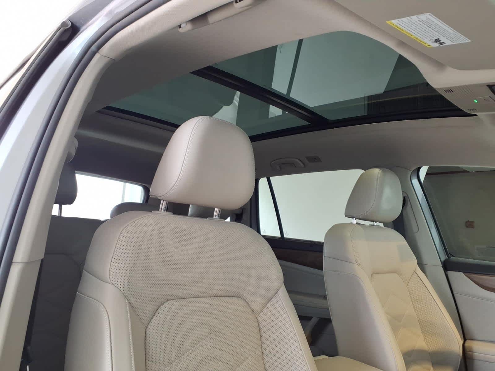 2024 Volkswagen Atlas 2.0T SE w/Technology FWD