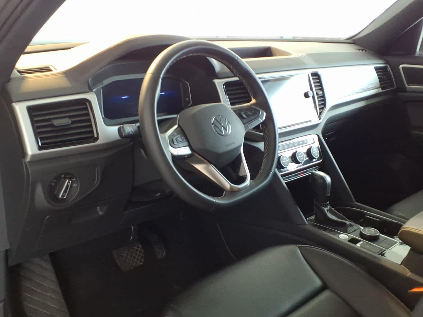 2023 Volkswagen Atlas Cross Sport 3.6L V6 SE w/Technology 4MOTION