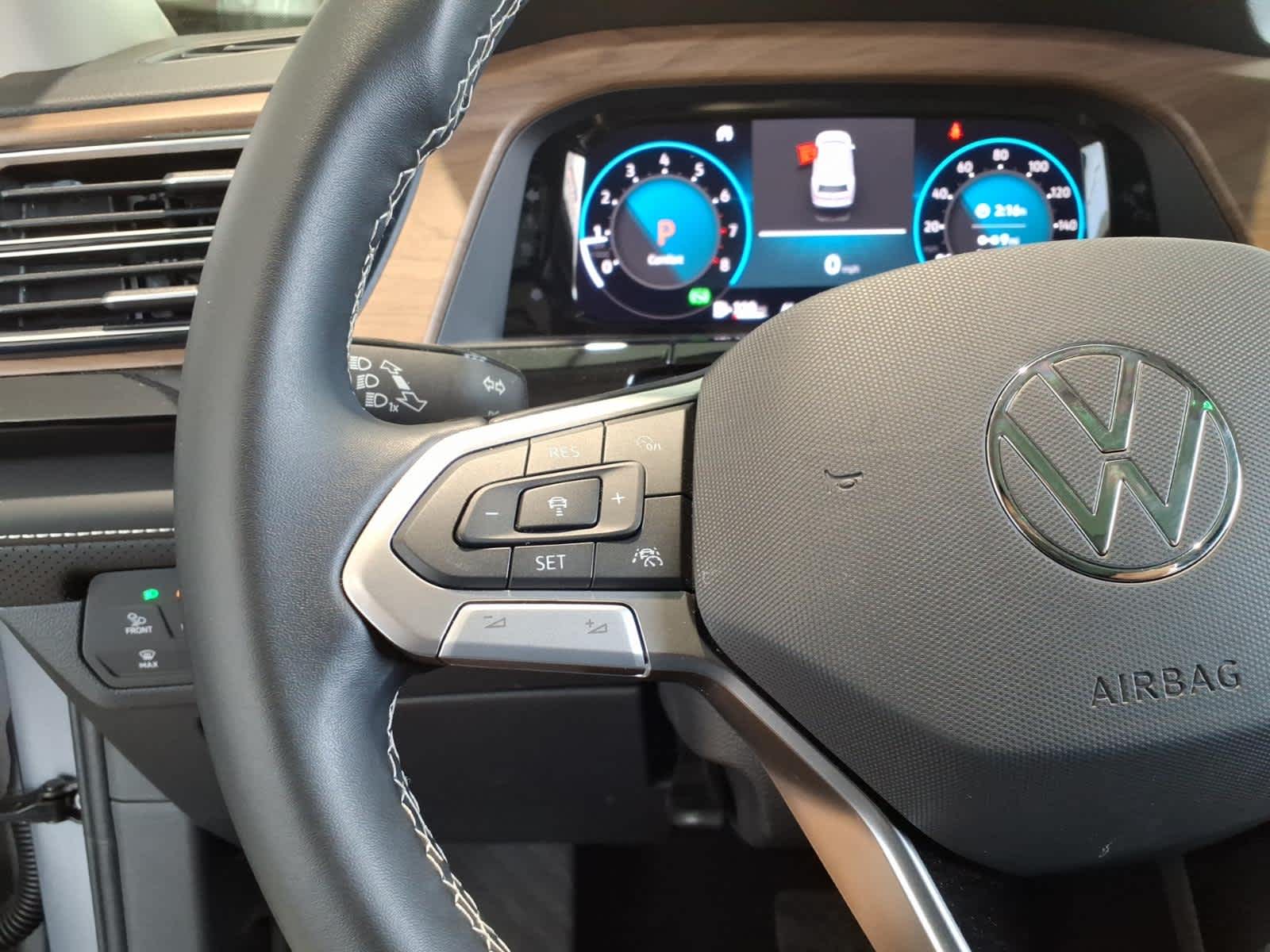 2026 Volkswagen Atlas 2.0T SE w/Technology 4MOTION