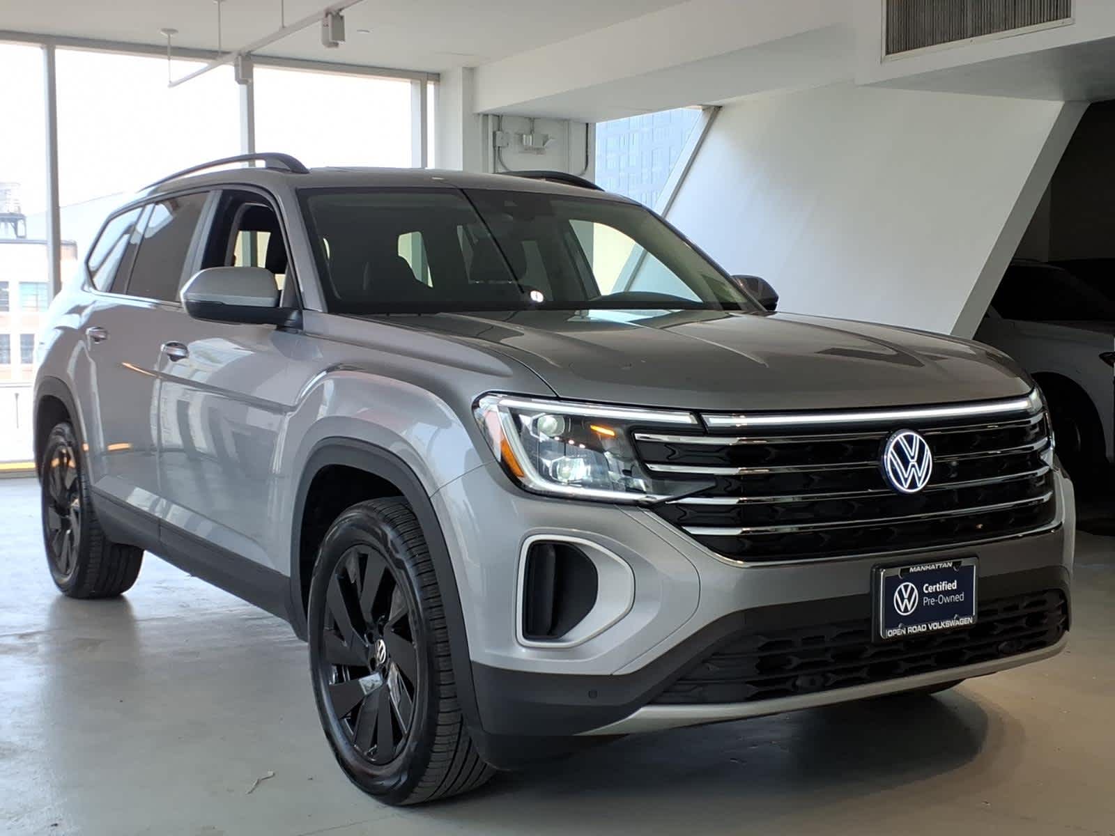 2026 Volkswagen Atlas 2.0T SE w/Technology 4MOTION