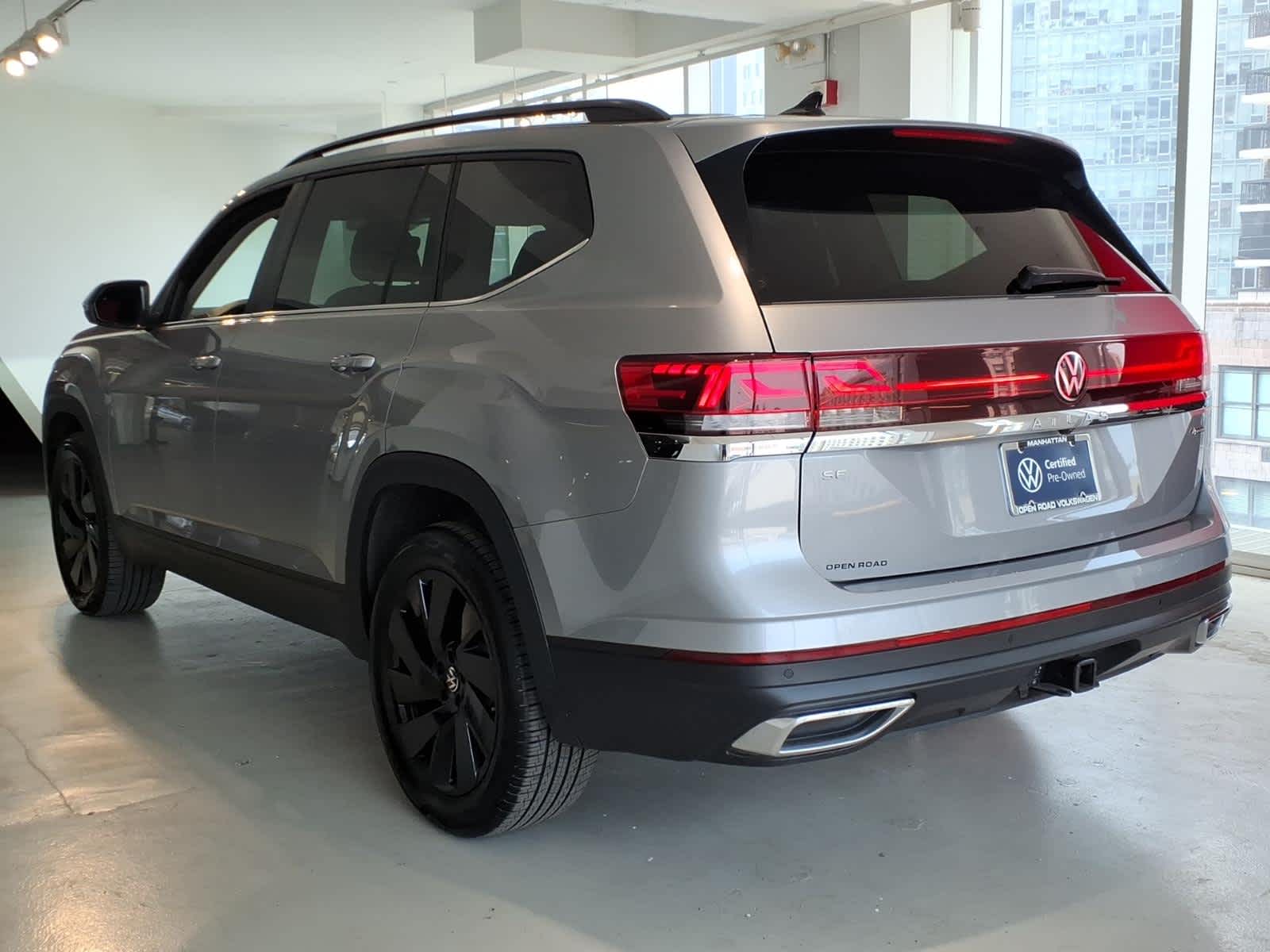 2026 Volkswagen Atlas 2.0T SE w/Technology 4MOTION