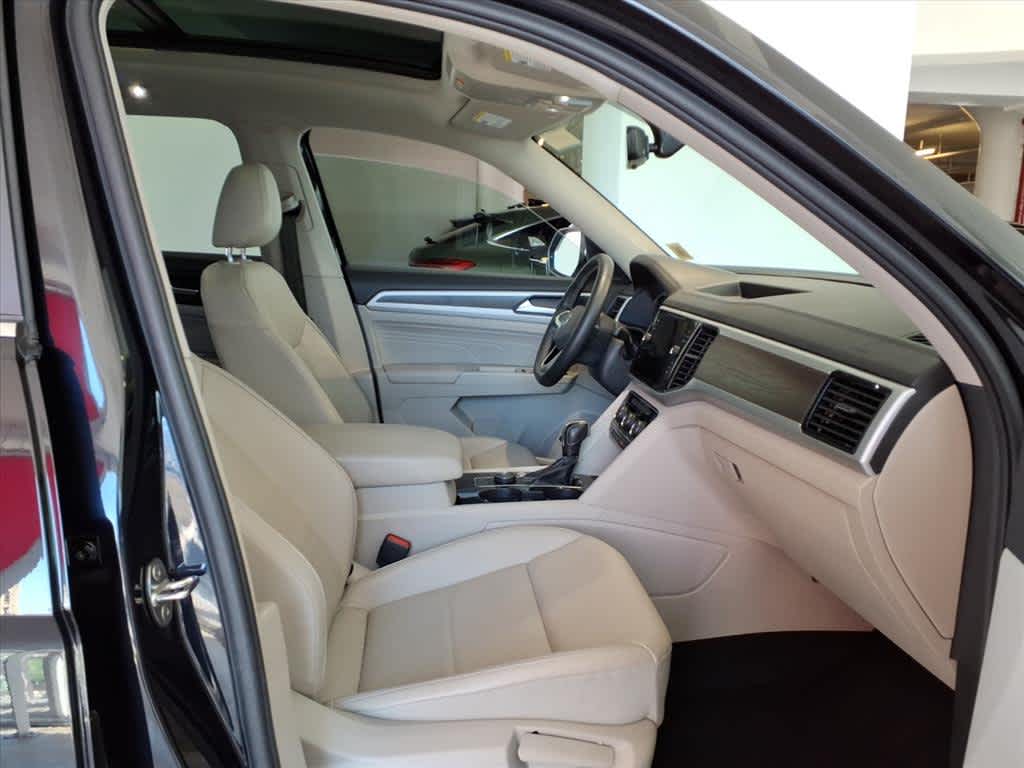 2022 Volkswagen Atlas 2.0T SE w/Technology 4MOTION