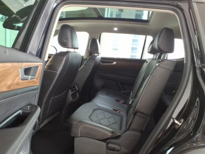 2024 Volkswagen Atlas 2.0T SE w/Technology 4MOTION