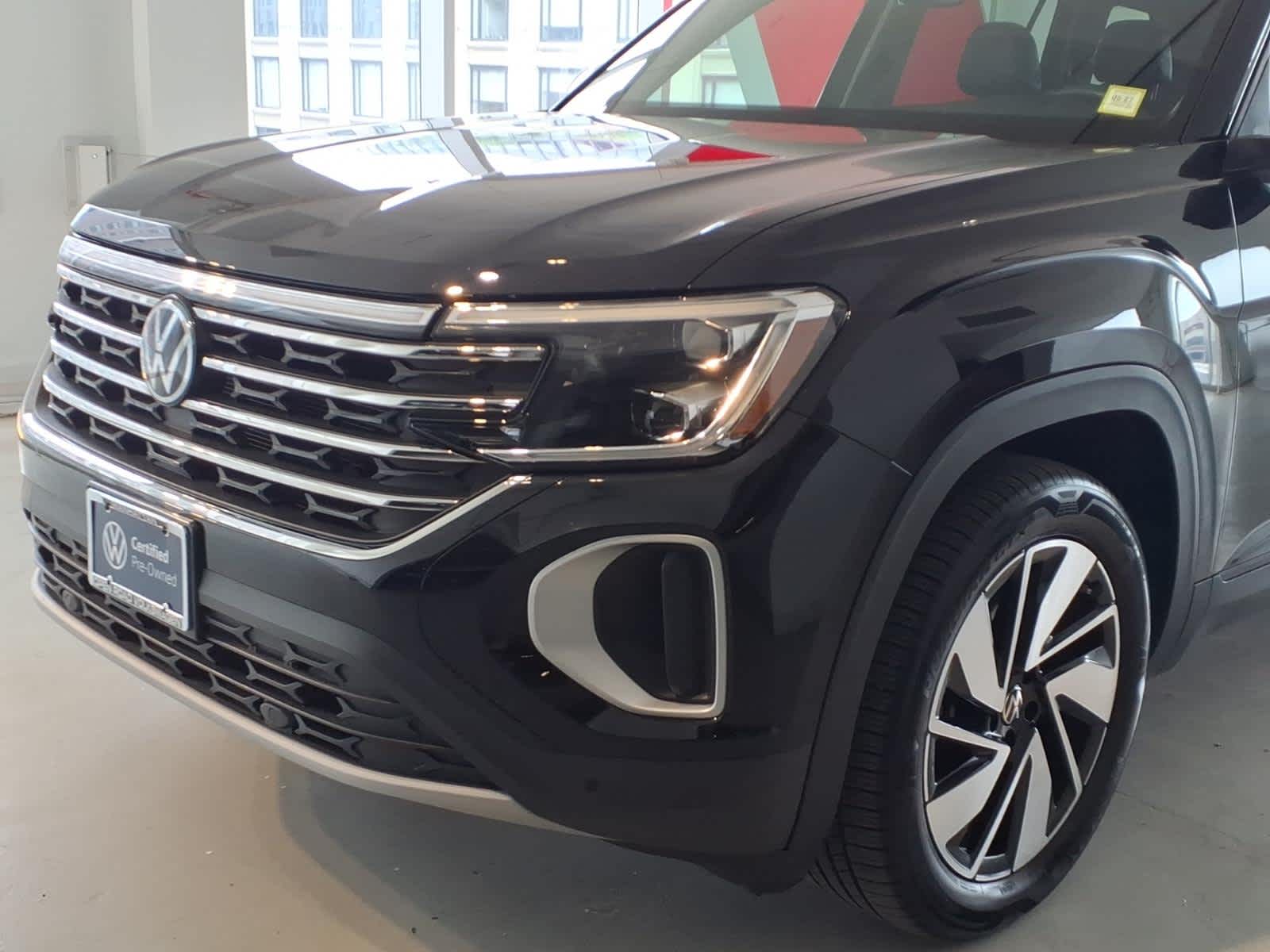 2024 Volkswagen Atlas 2.0T SE w/Technology 4MOTION