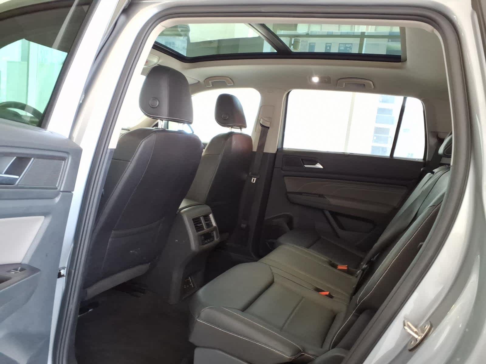 2023 Volkswagen Atlas 3.6L V6 SE w/Technology 4MOTION