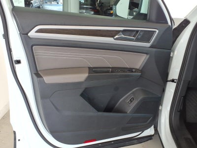 2023 Volkswagen Atlas 3.6L V6 SE w/Technology 4MOTION