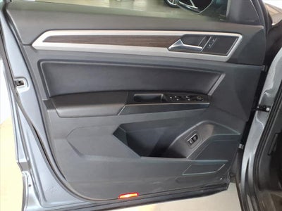 2020 Volkswagen Atlas 3.6L V6 SE w/Technology R-Line 4MOTION