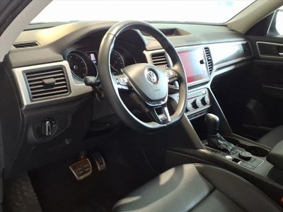 2020 Volkswagen Atlas 3.6L V6 SE w/Technology R-Line 4MOTION