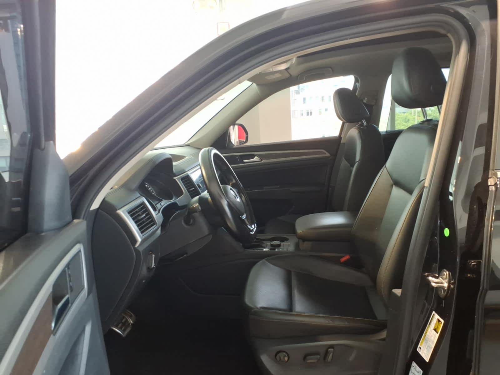 2019 Volkswagen Atlas 3.6L V6 SE w/Technology R-Line 4MOTION