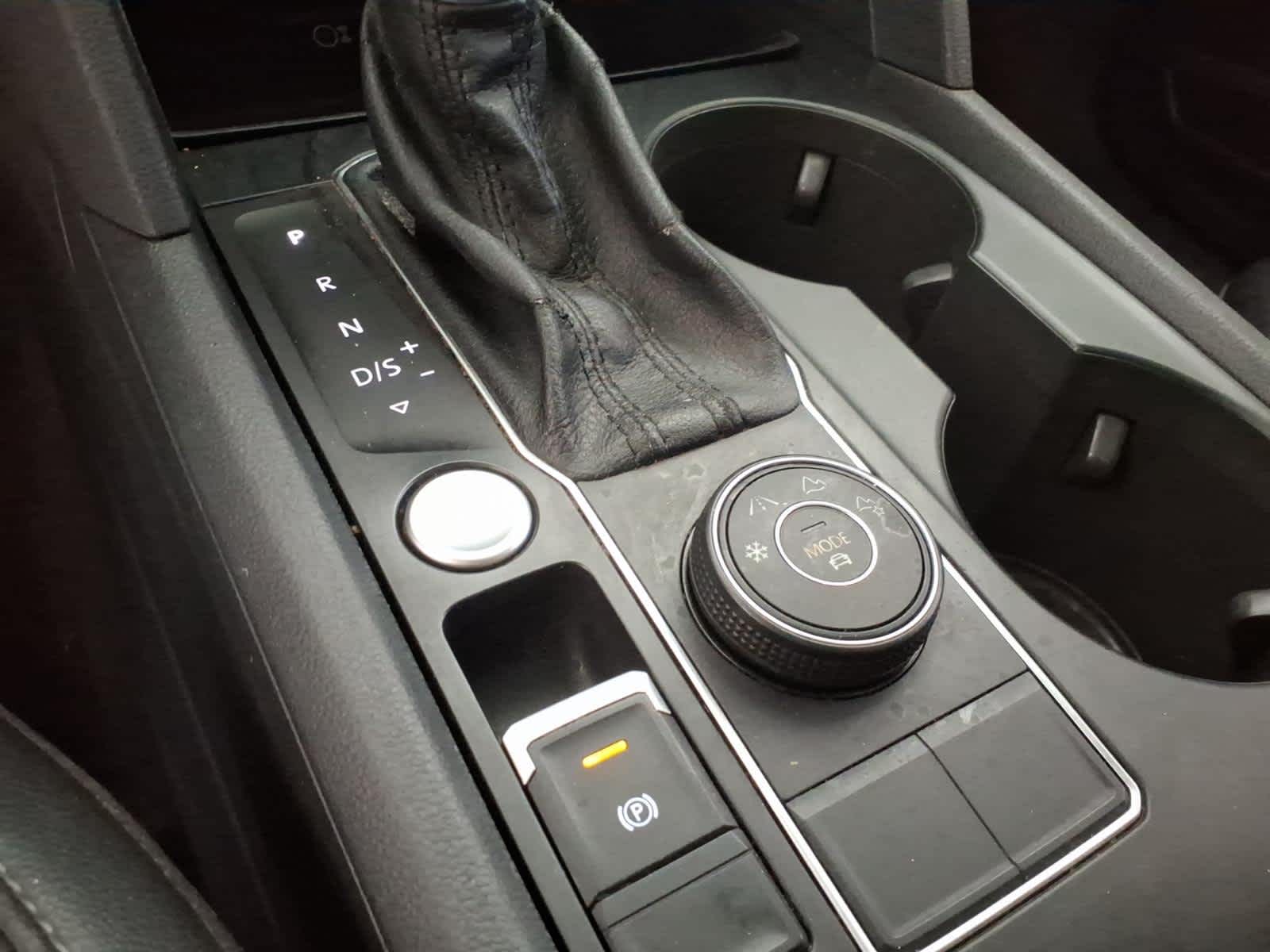 2019 Volkswagen Atlas 3.6L V6 SE w/Technology R-Line 4MOTION