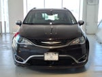 2018 Chrysler Pacifica Hybrid Limited FWD