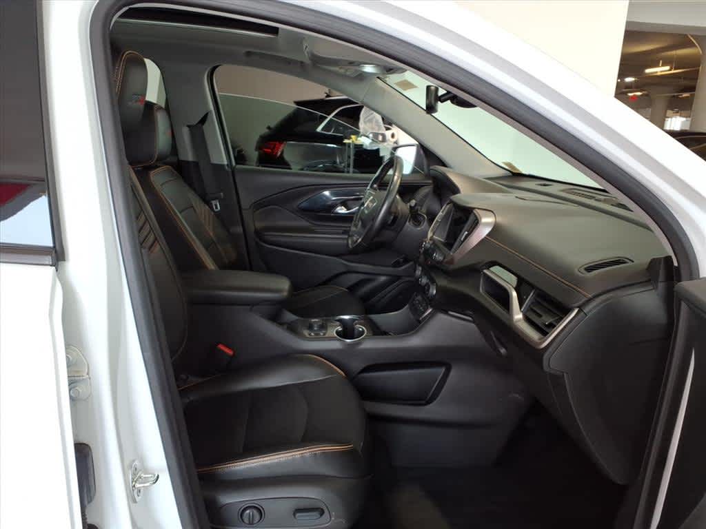 2022 GMC Terrain AWD 4dr AT4