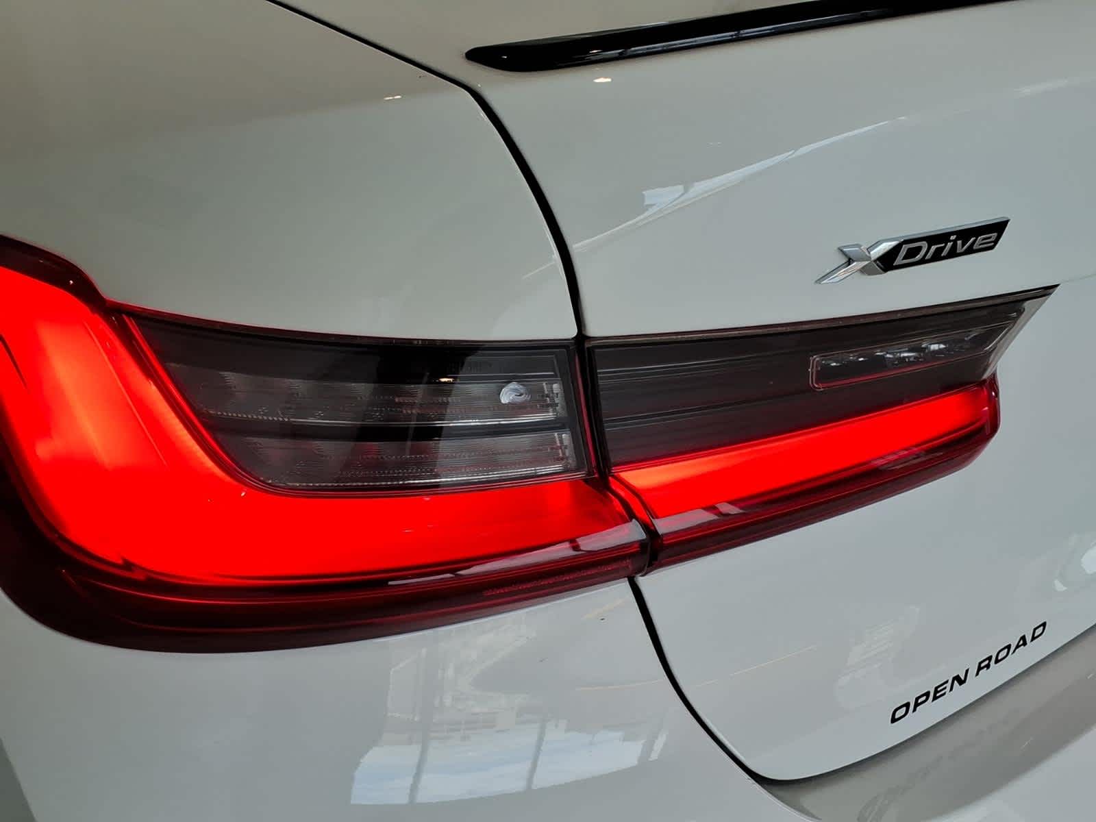 2023 BMW 3 Series 330i xDrive Sedan