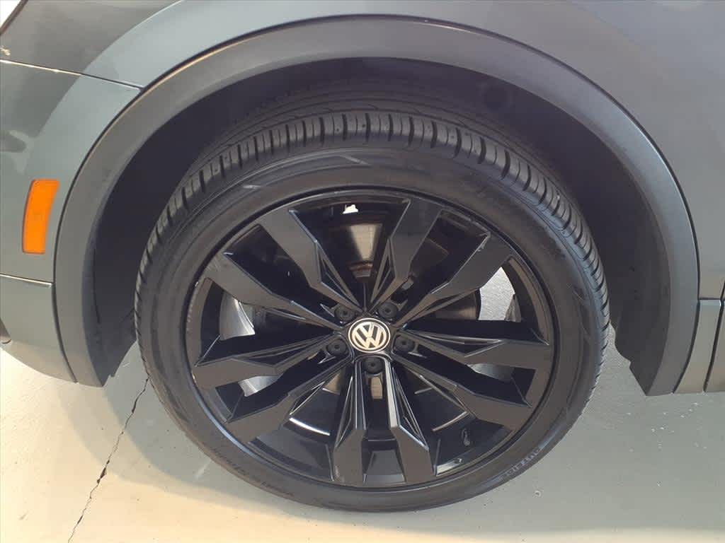 2021 Volkswagen Tiguan 2.0T SE R-Line Black 4MOTION