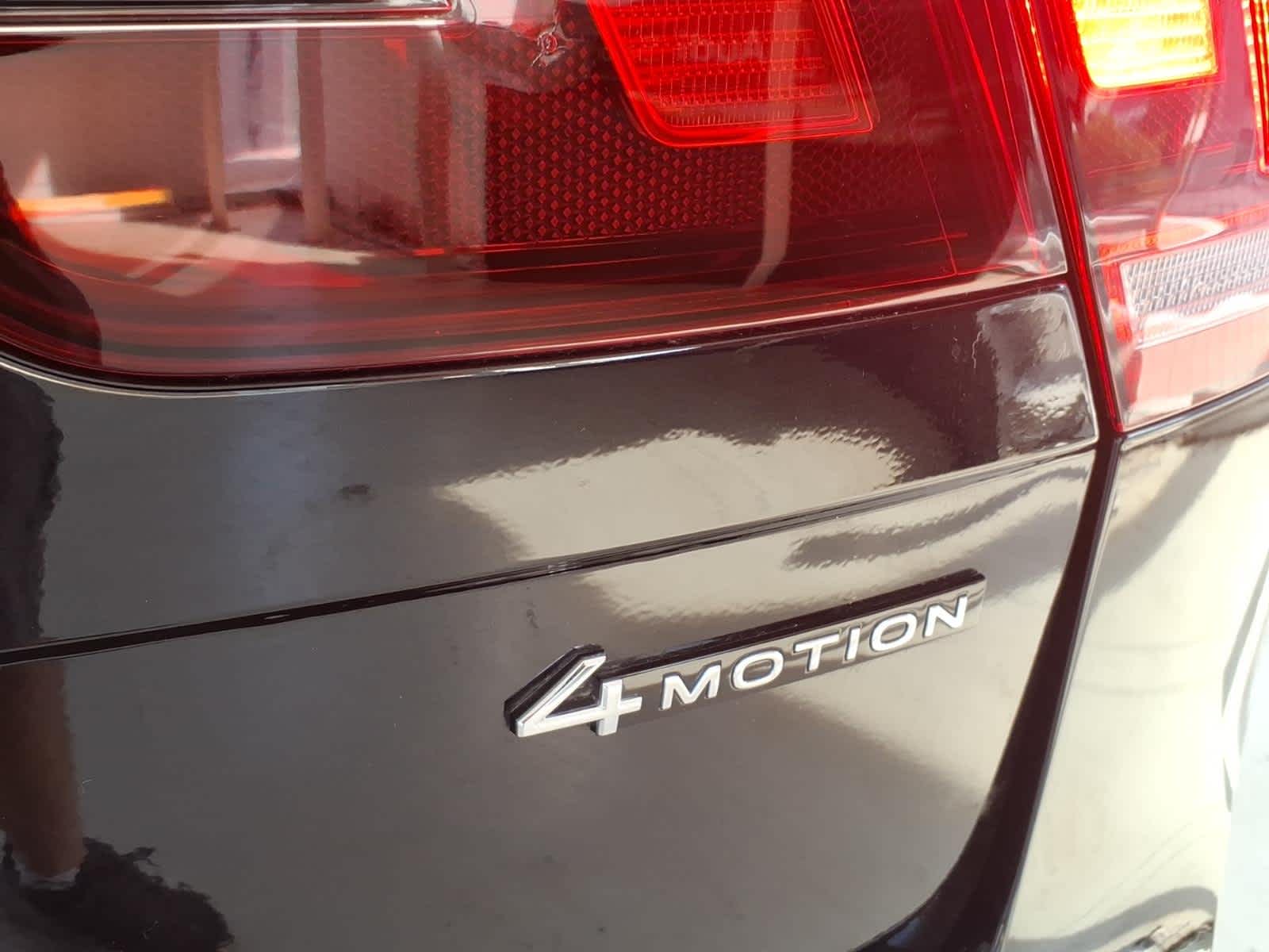 2023 Volkswagen Tiguan 2.0T SE 4MOTION