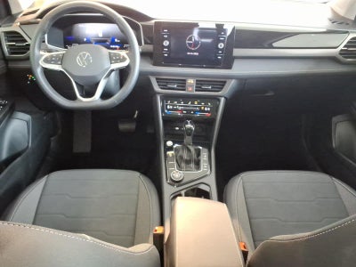 2026 Volkswagen Taos SE Black 4MOTION