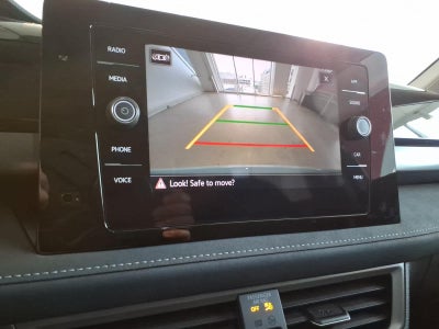 2026 Volkswagen Taos SE Black 4MOTION