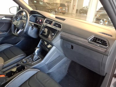 2023 Volkswagen Tiguan 2.0T SEL R-Line 4MOTION