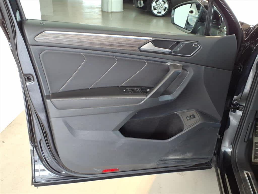 2022 Volkswagen Tiguan 2.0T SEL R-Line 4MOTION