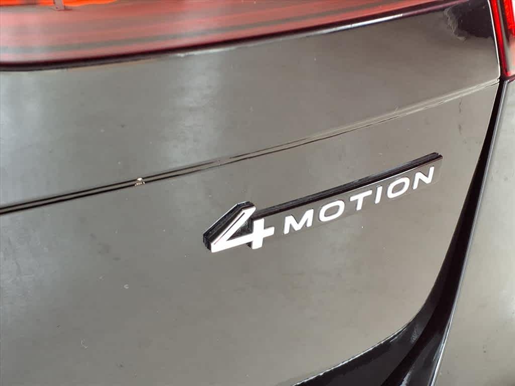 2022 Volkswagen Tiguan 2.0T SEL R-Line 4MOTION