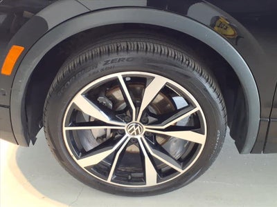 2022 Volkswagen Tiguan 2.0T SEL R-Line 4MOTION