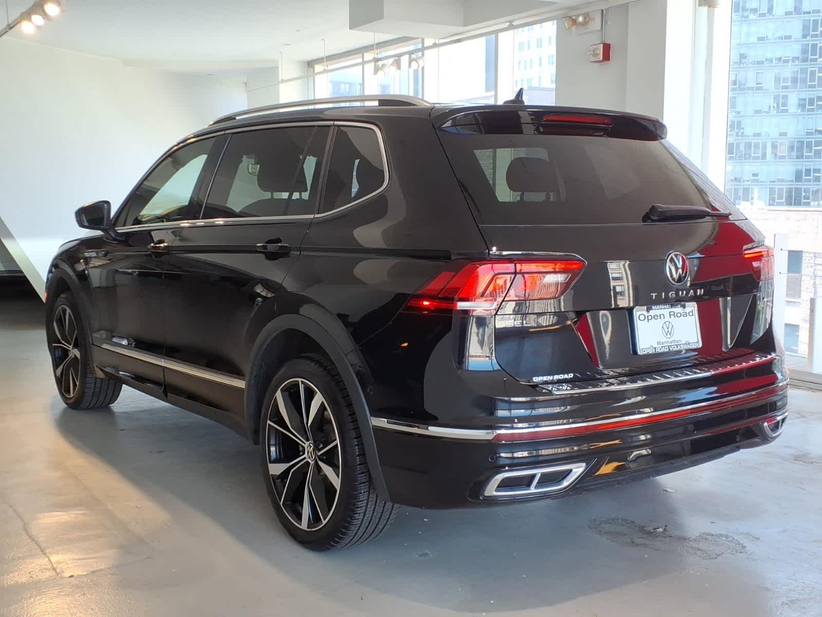 2024 Volkswagen Tiguan 2.0T SEL R-Line 4MOTION