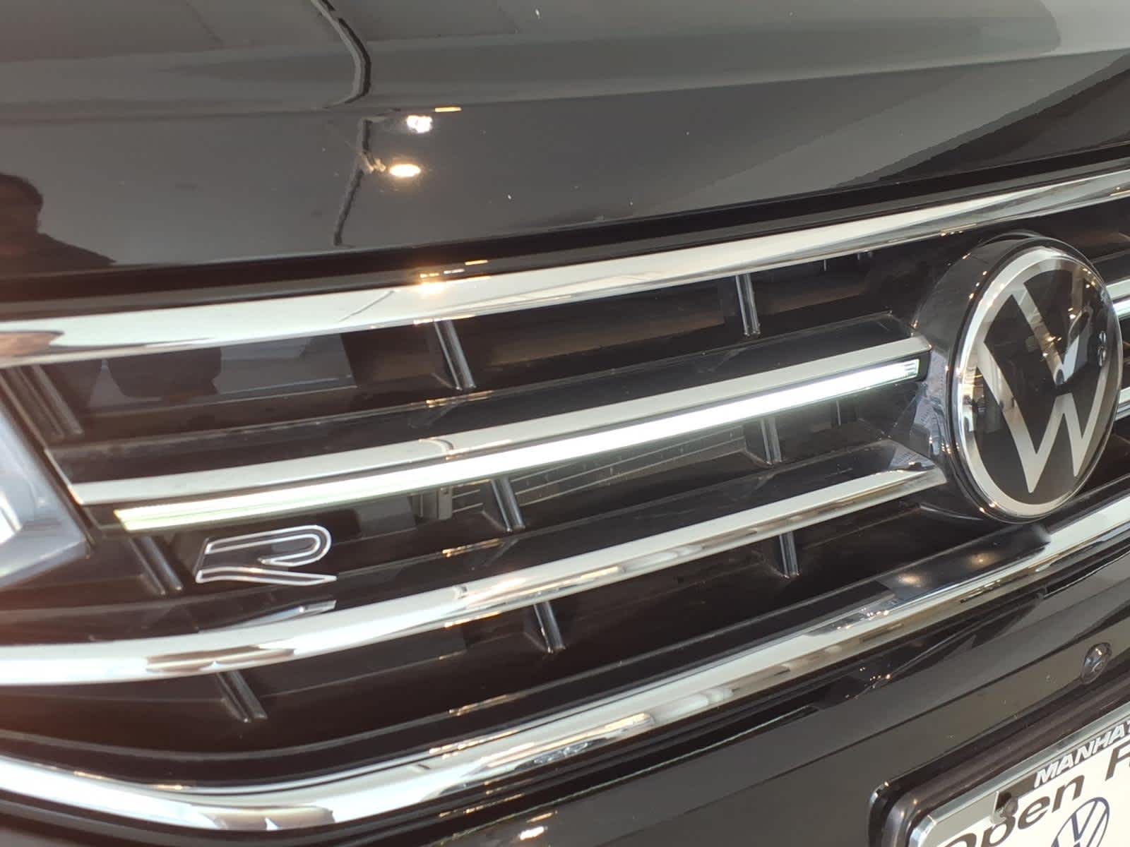 2024 Volkswagen Tiguan 2.0T SEL R-Line 4MOTION