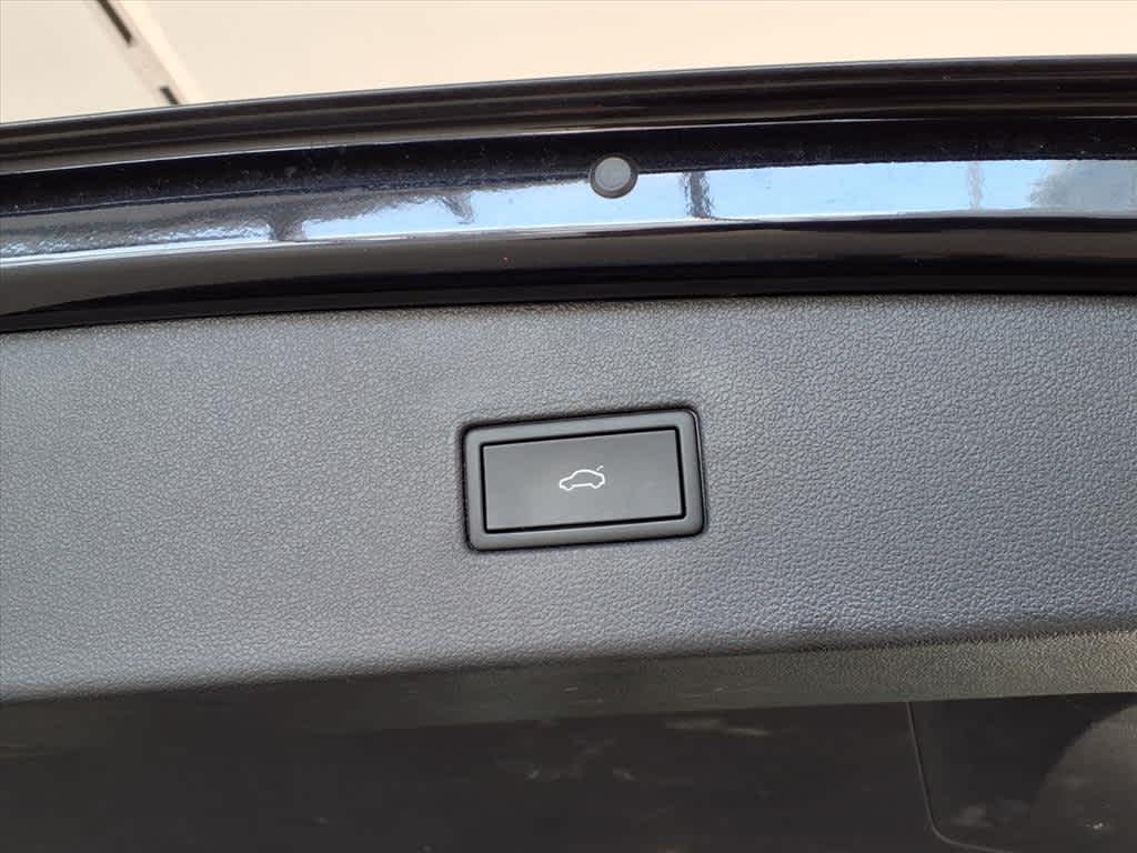 2023 Volkswagen Tiguan 2.0T SEL R-Line 4MOTION