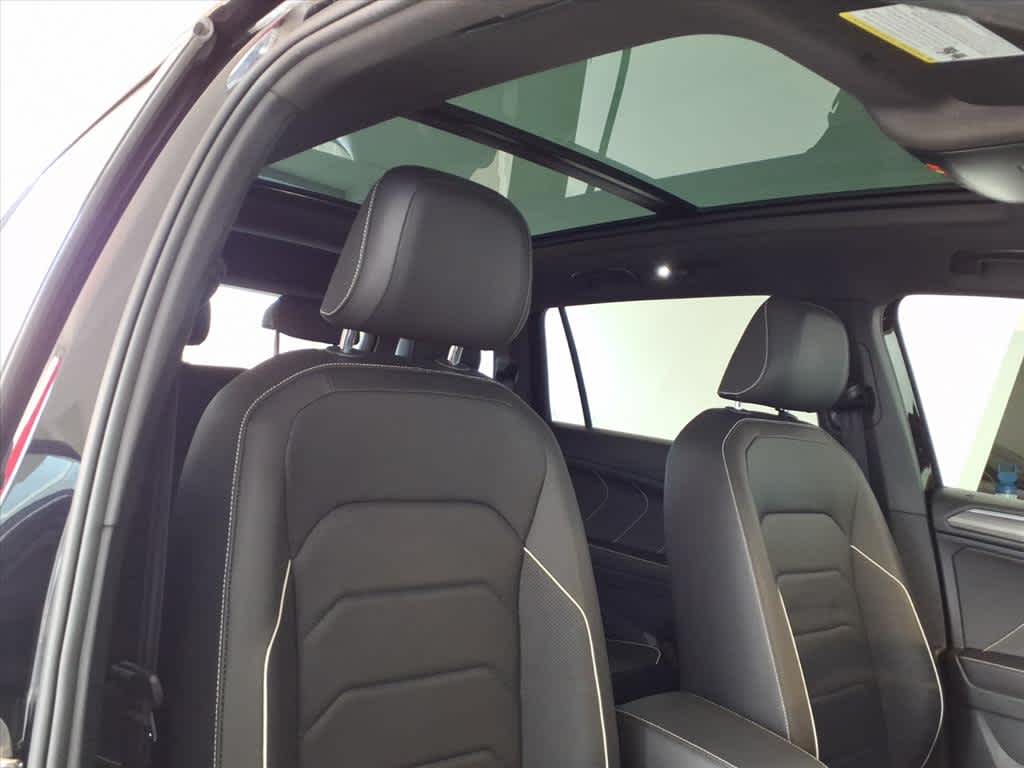 2023 Volkswagen Tiguan 2.0T SEL R-Line 4MOTION