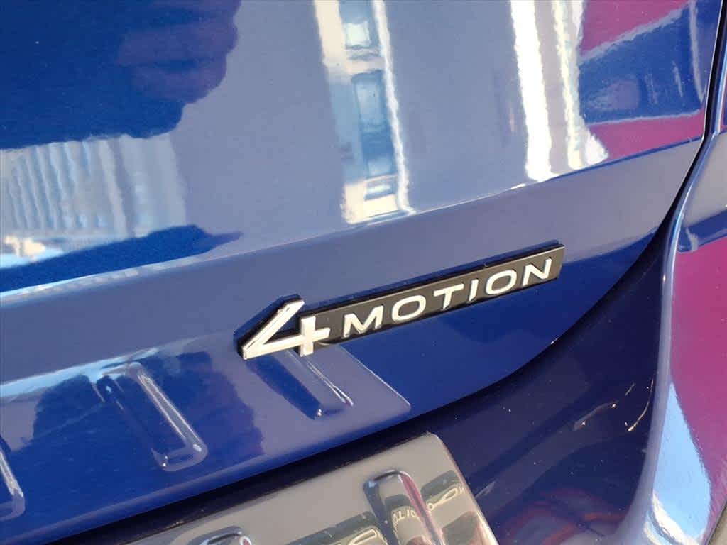 2023 Volkswagen Taos SEL 4MOTION