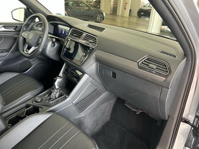 2024 Volkswagen Tiguan 2.0T SE R-Line Black 4MOTION