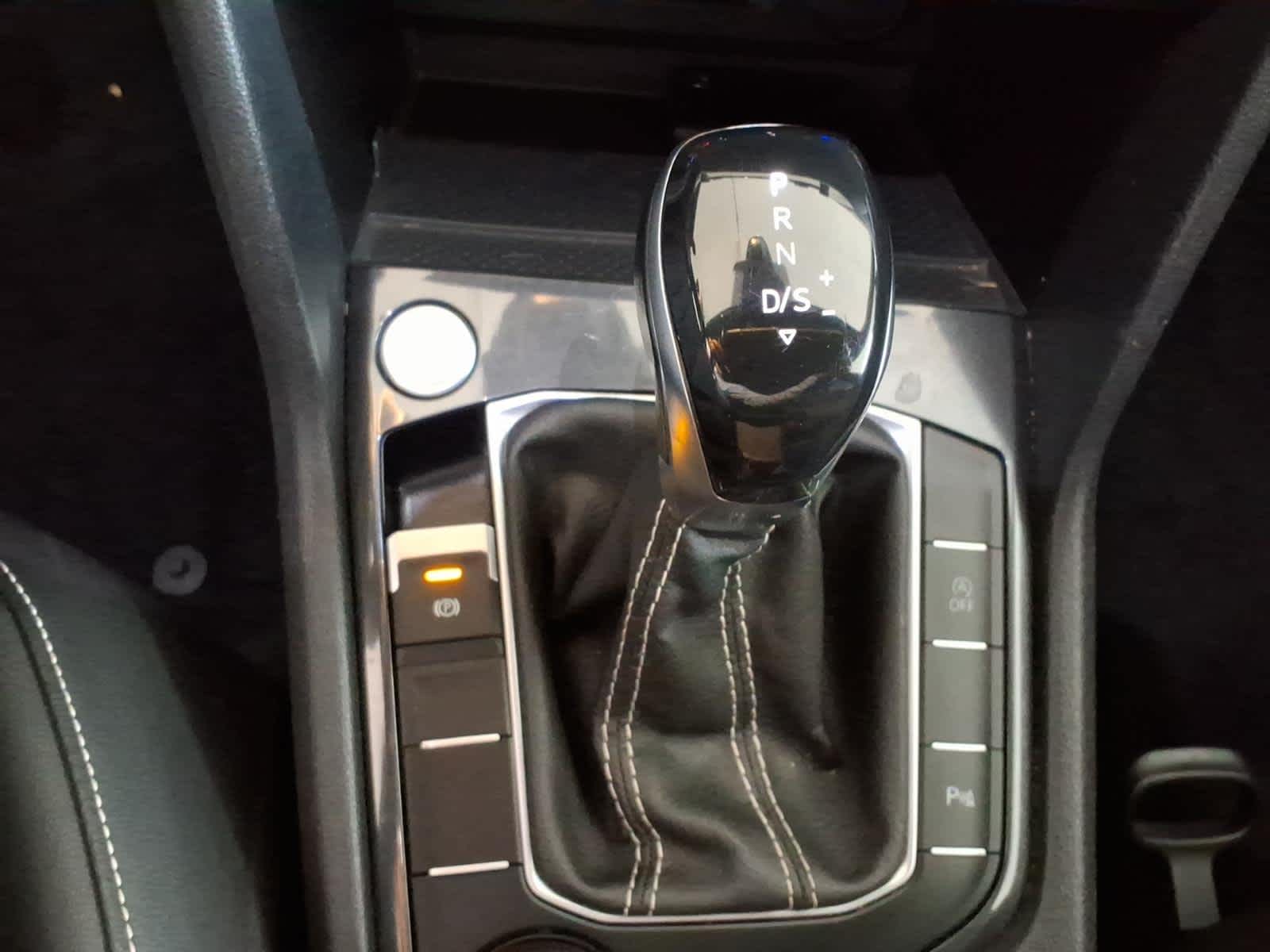 2023 Volkswagen Tiguan 2.0T SE R-Line Black 4MOTION