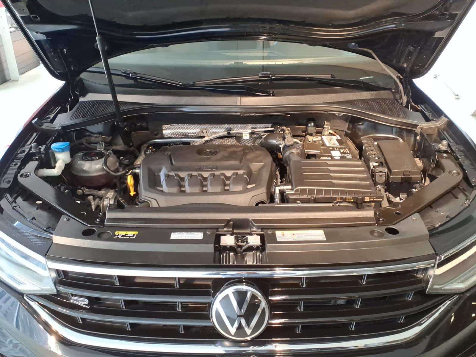 2023 Volkswagen Tiguan 2.0T SE R-Line Black 4MOTION