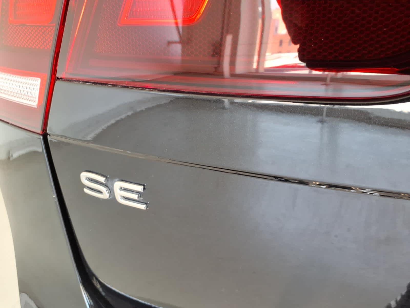 2024 Volkswagen Tiguan 2.0T SE R-Line Black 4MOTION