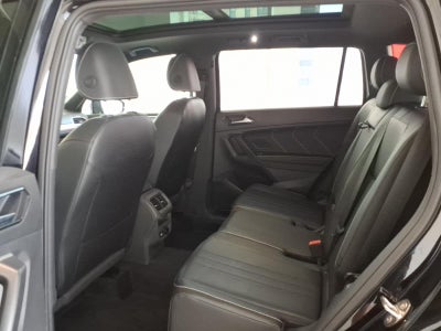 2024 Volkswagen Tiguan 2.0T SE R-Line Black 4MOTION