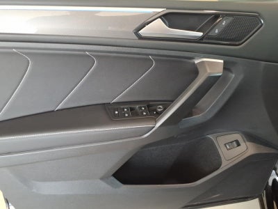 2024 Volkswagen Tiguan 2.0T SE R-Line Black 4MOTION