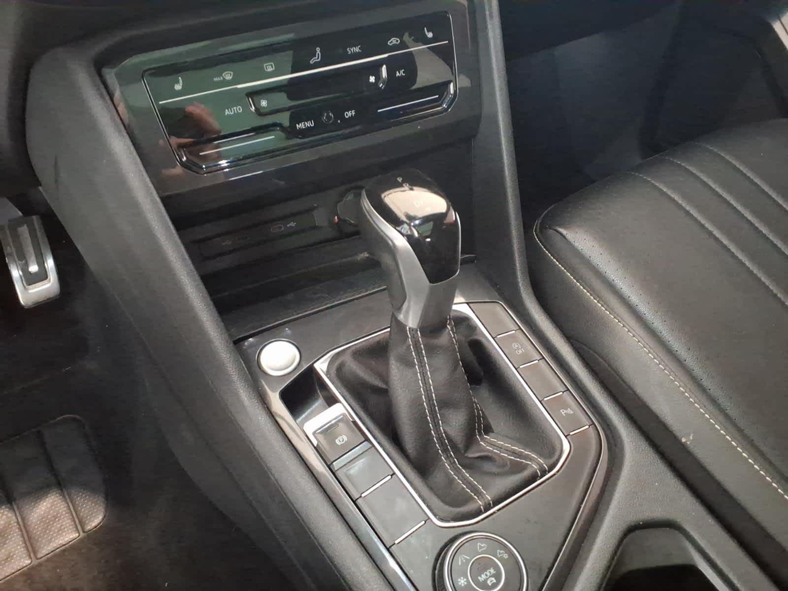 2022 Volkswagen Tiguan 2.0T SE R-Line Black 4MOTION