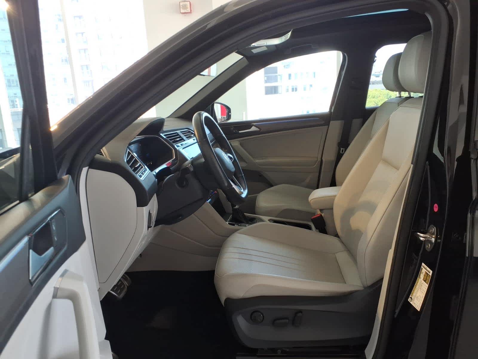 2023 Volkswagen Tiguan 2.0T SE R-Line Black 4MOTION
