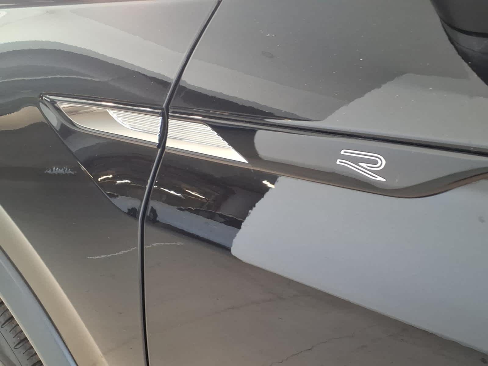 2023 Volkswagen Tiguan 2.0T SE R-Line Black 4MOTION