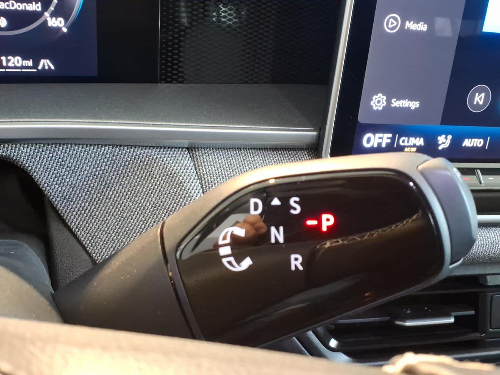 2026 Volkswagen Tiguan S 4MOTION