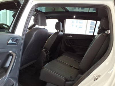 2023 Volkswagen Tiguan 2.0T SE R-Line Black FWD