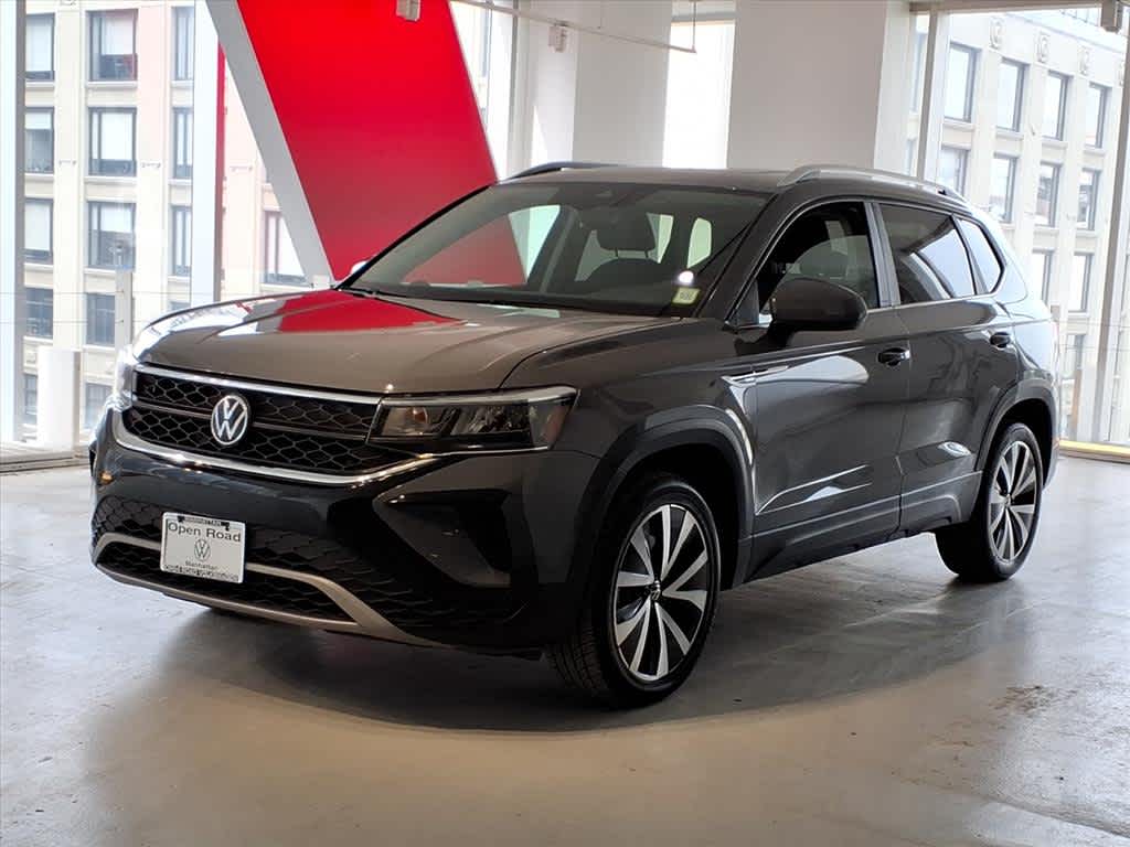 2023 Volkswagen Taos SE FWD