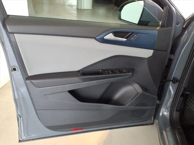 2023 Volkswagen Taos SE FWD