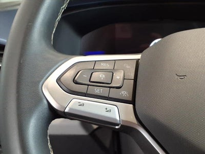 2023 Volkswagen Taos SE FWD