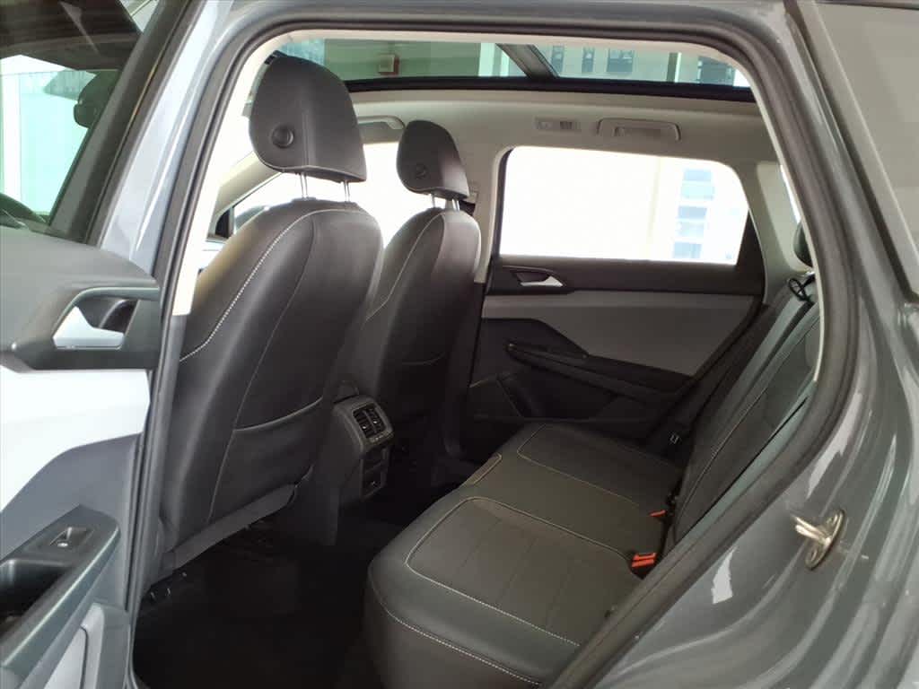 2023 Volkswagen Taos SE FWD