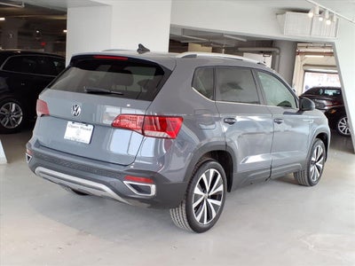 2023 Volkswagen Taos SE FWD