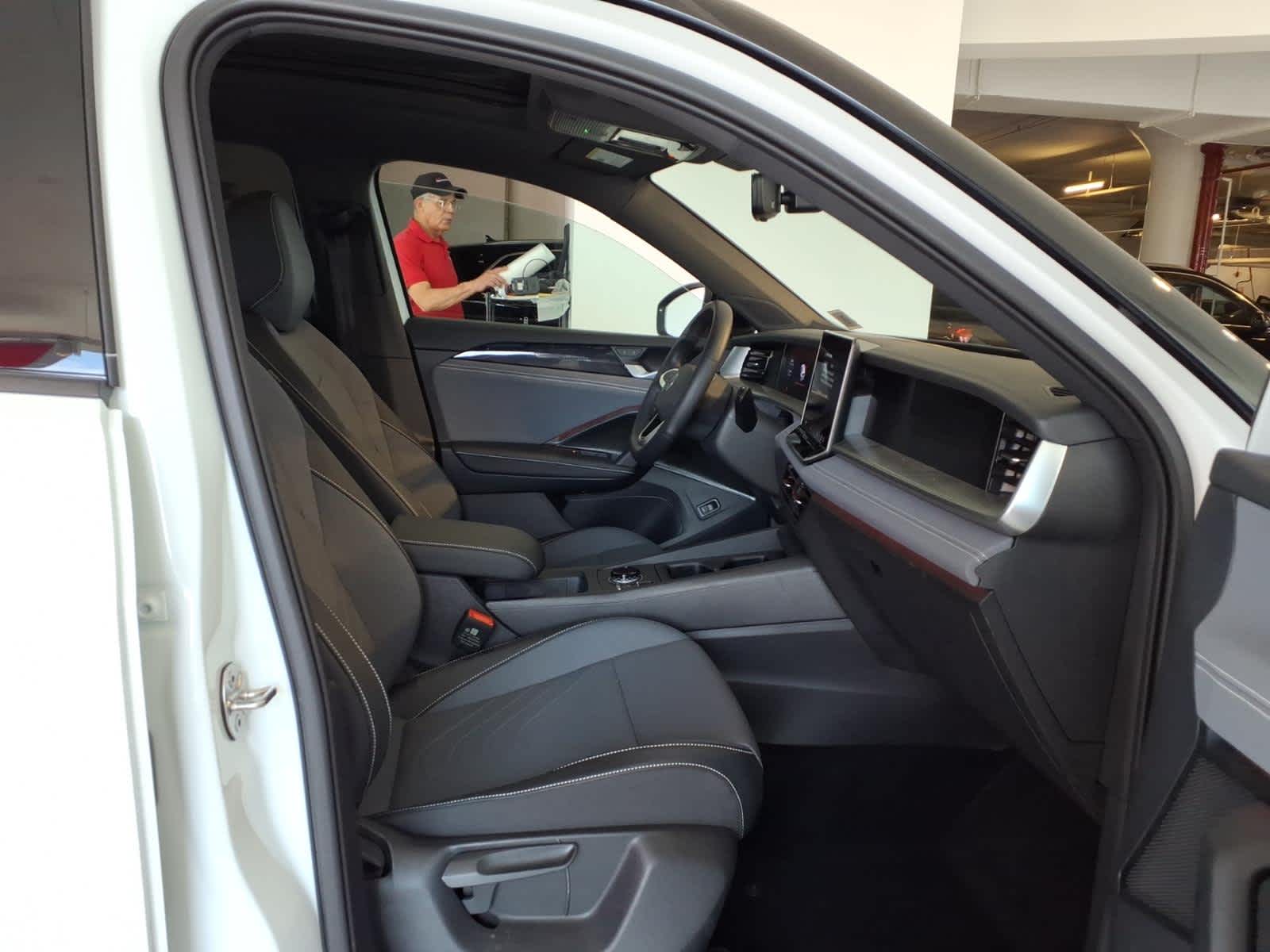 2026 Volkswagen Tiguan SE R-Line Black 4MOTION