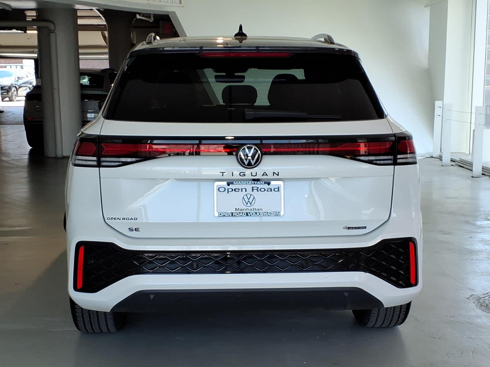 2026 Volkswagen Tiguan SE R-Line Black 4MOTION