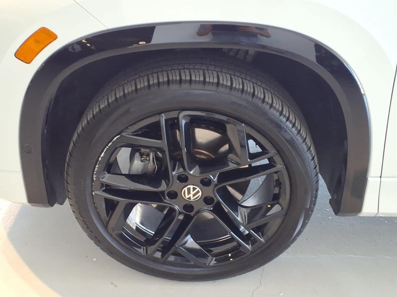 2026 Volkswagen Tiguan SE R-Line Black 4MOTION