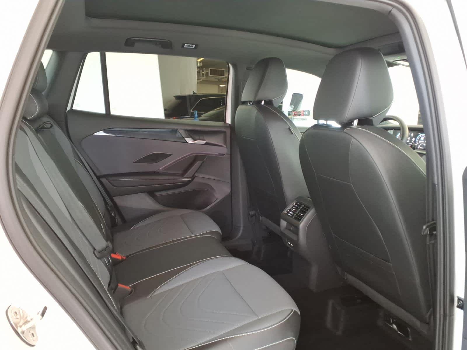 2026 Volkswagen Tiguan SE R-Line Black 4MOTION